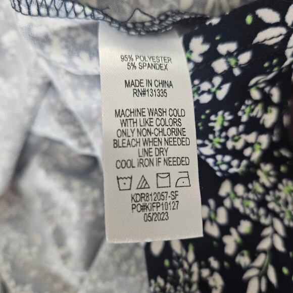 NWT Nine Britton Ditsy Print Sleeveless Floral Criss Cross Back Dress Sz 1X - Picture 10 of 14